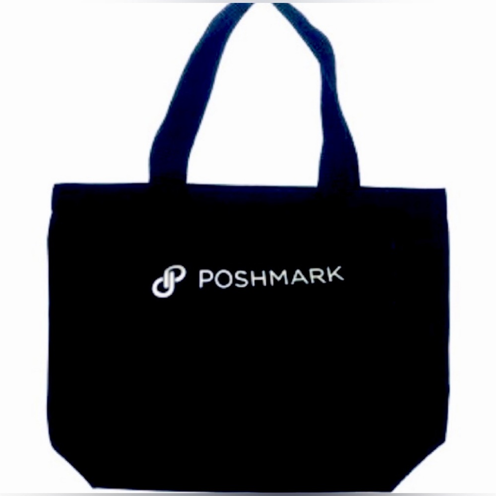 Great Poshmark Bag Big and Roomy